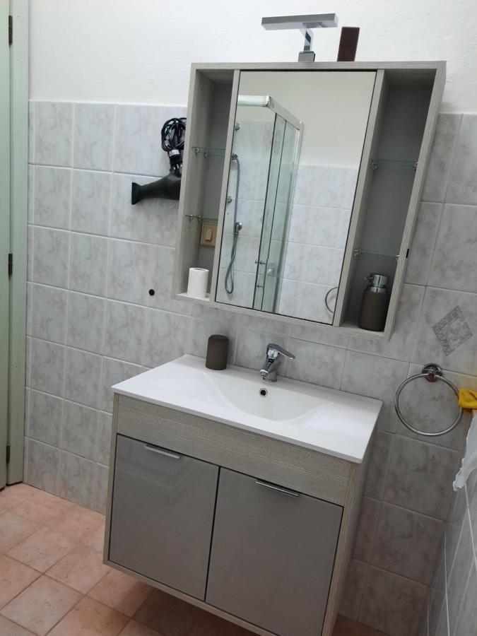 Villa Florida à Porto Pino Extérieur photo