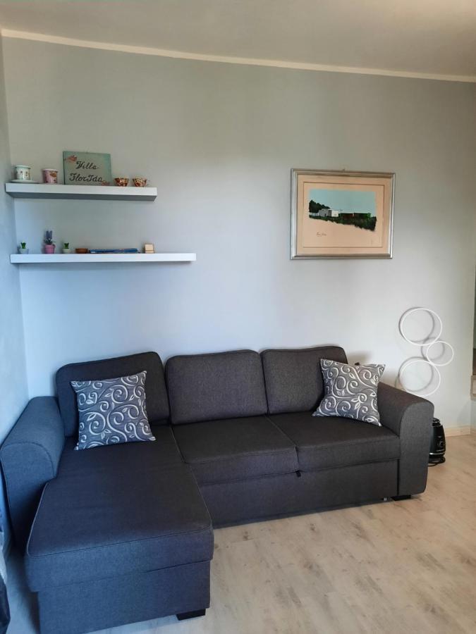 Villa Florida à Porto Pino Extérieur photo